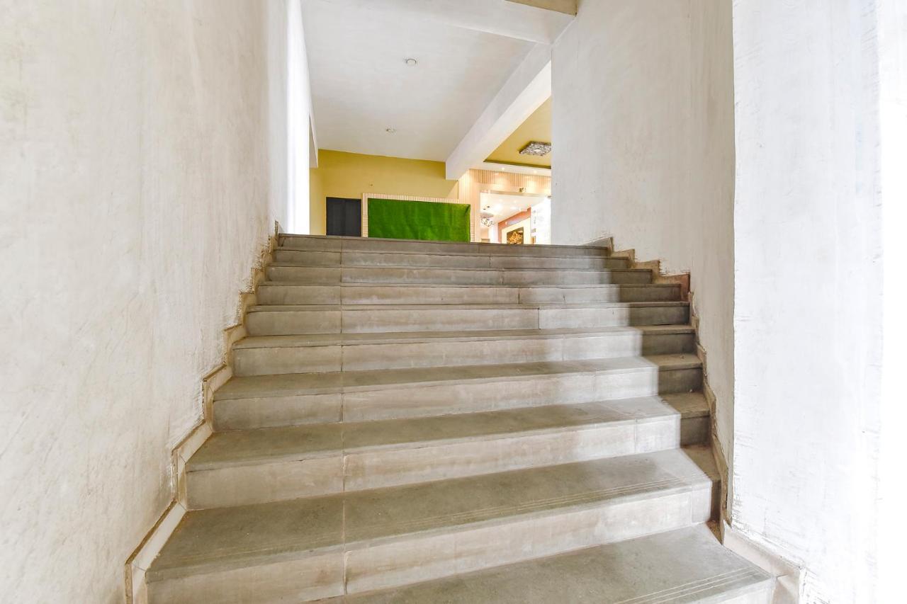 Fabhotel Symphony Grand Ahmedabad Ngoại thất bức ảnh