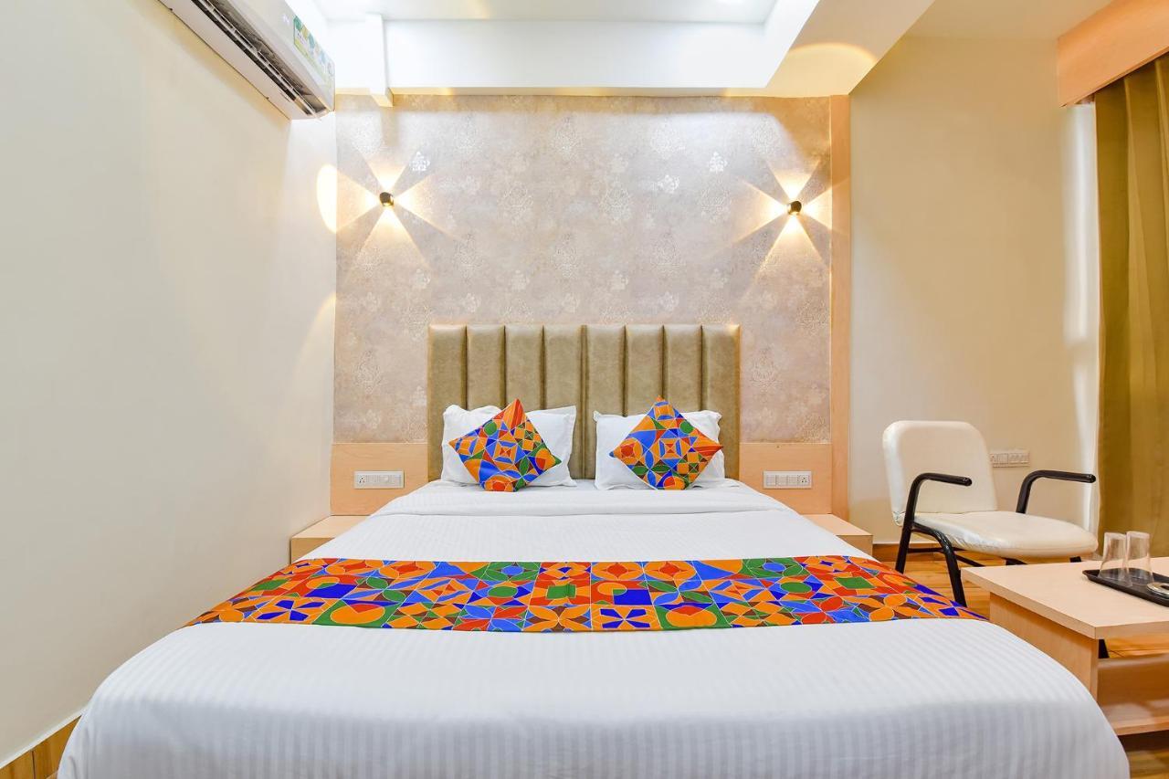 Fabhotel Symphony Grand Ahmedabad Ngoại thất bức ảnh