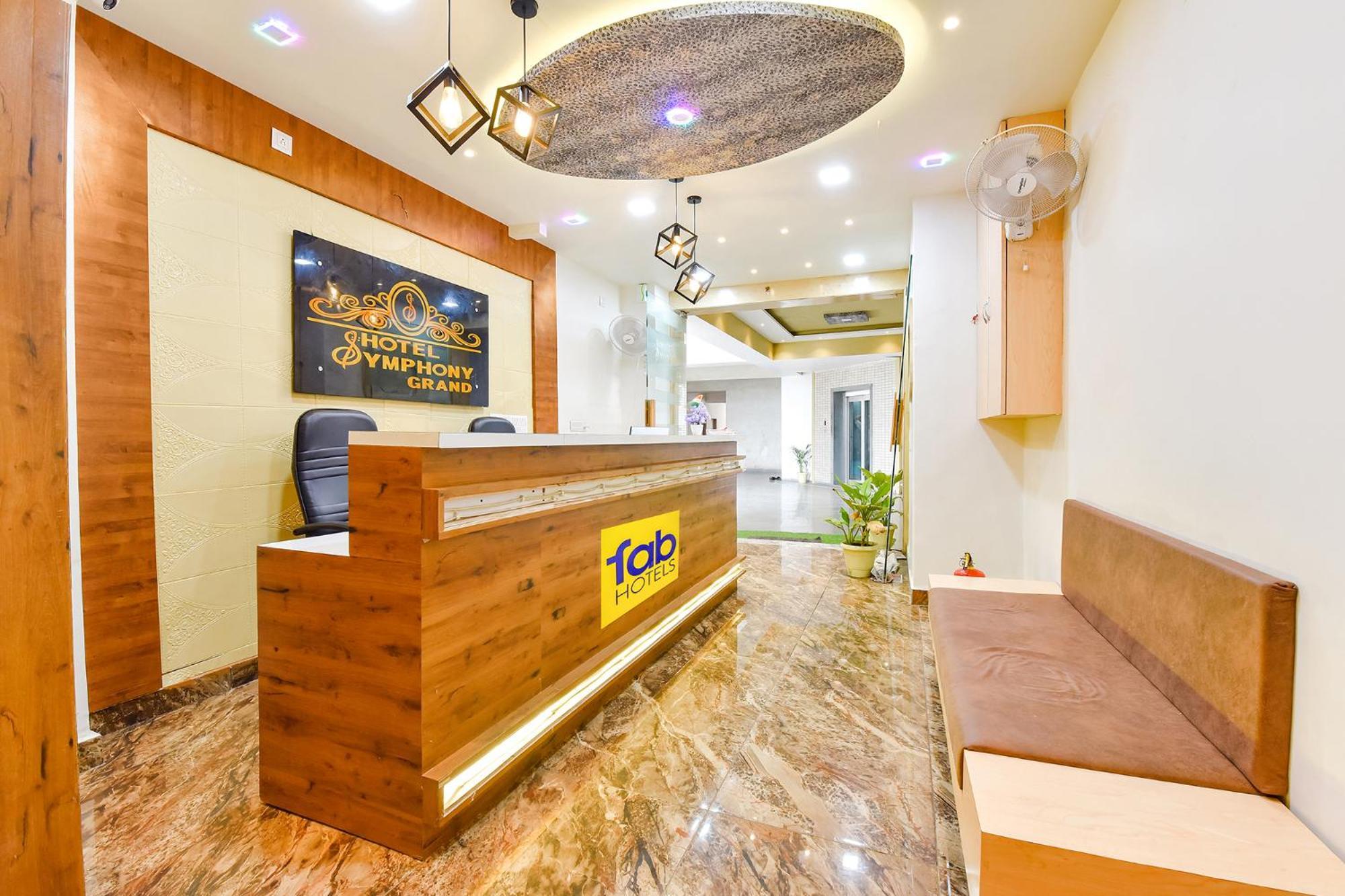 Fabhotel Symphony Grand Ahmedabad Ngoại thất bức ảnh