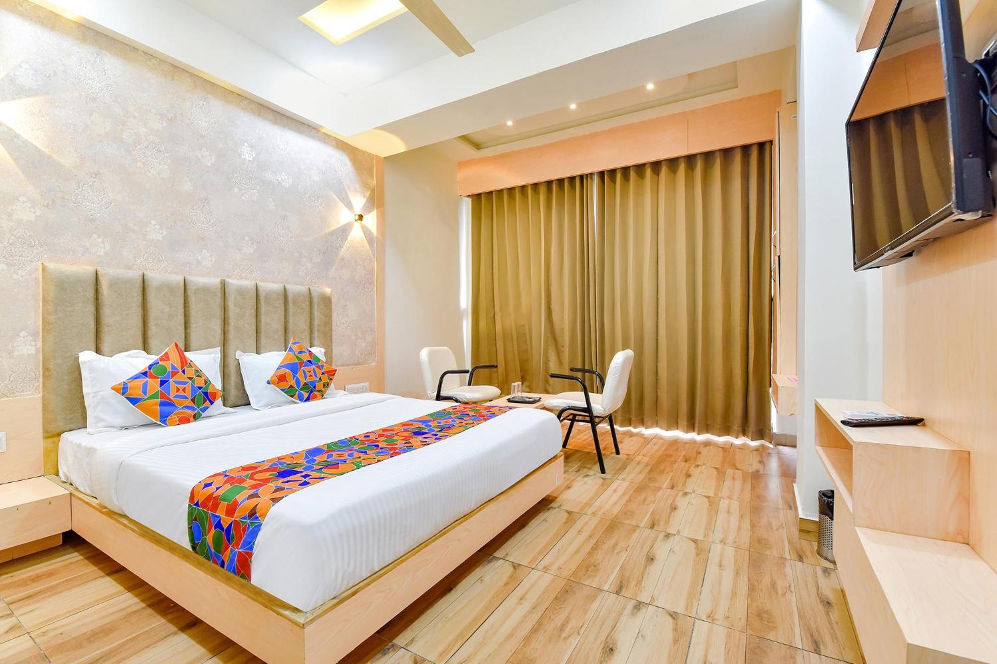 Fabhotel Symphony Grand Ahmedabad Ngoại thất bức ảnh