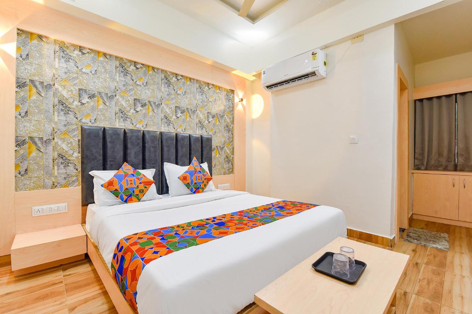 Fabhotel Symphony Grand Ahmedabad Ngoại thất bức ảnh