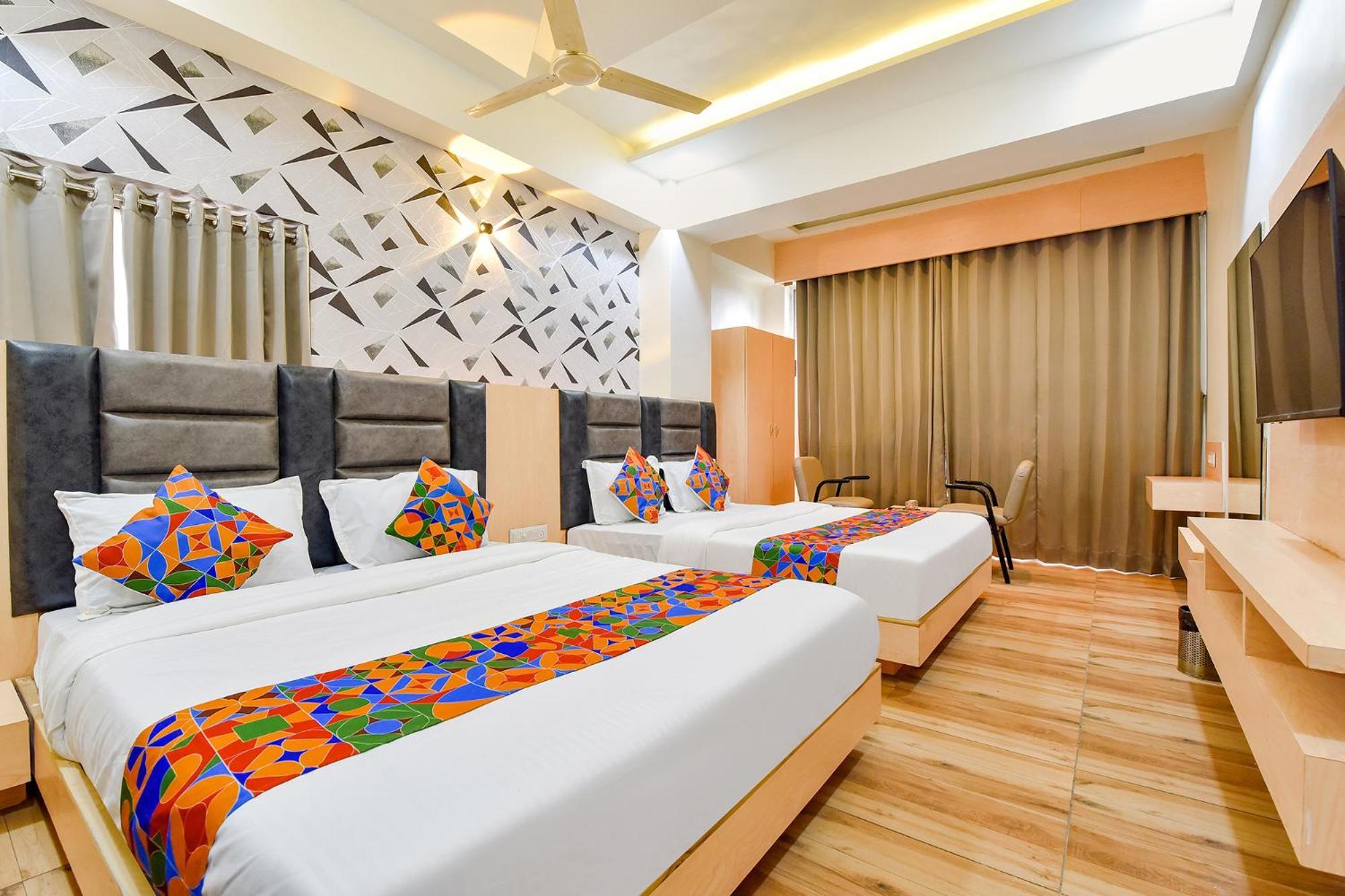 Fabhotel Symphony Grand Ahmedabad Ngoại thất bức ảnh