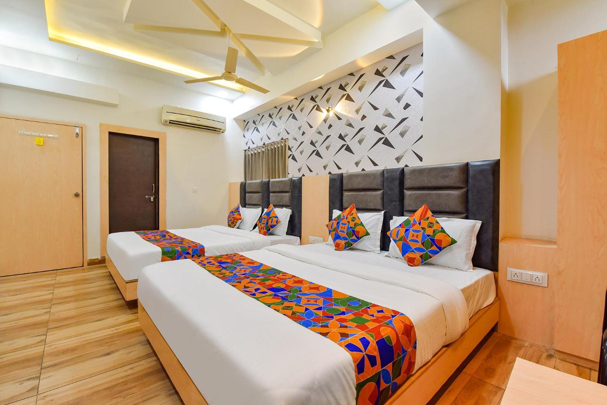 Fabhotel Symphony Grand Ahmedabad Ngoại thất bức ảnh