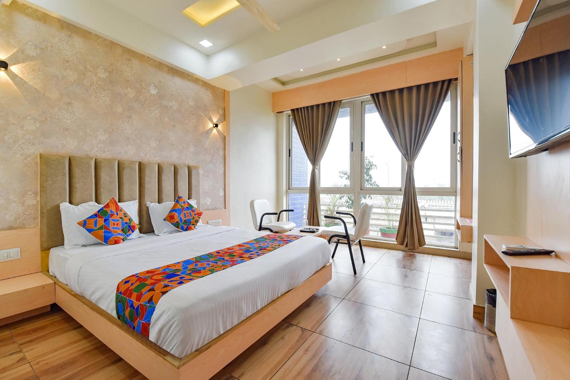 Fabhotel Symphony Grand Ahmedabad Ngoại thất bức ảnh
